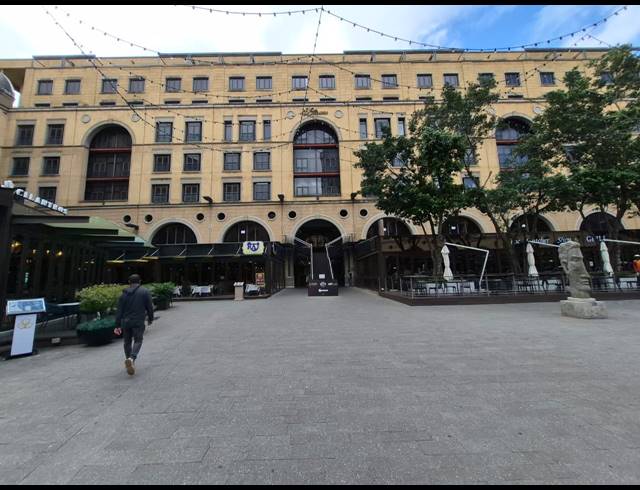 15M² OFFICE TO LET IN SANDTON CENTRAL